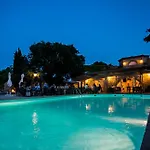 L'enclos Des Lauriers Roses 3* Cabrières