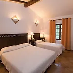 Hotel L'enclos Des Lauriers Roses 3*