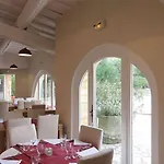 L'enclos Des Lauriers Roses Hotel 3*