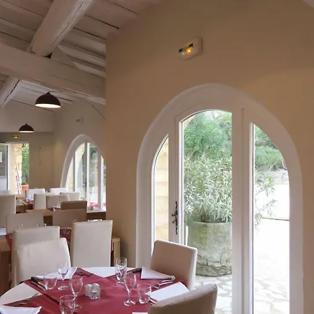 L'enclos Des Lauriers Roses Hotel 3*