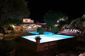 L'enclos Des Lauriers Roses Hotel